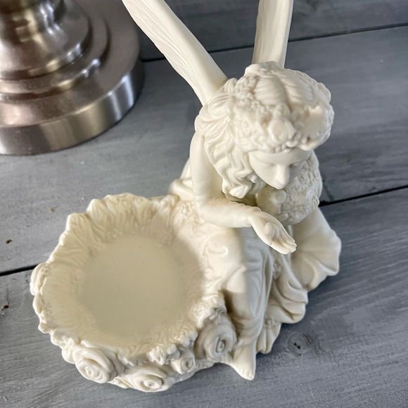 Vintage Party light Angel tea light holder. Porcelain. - Picture 5 of 5